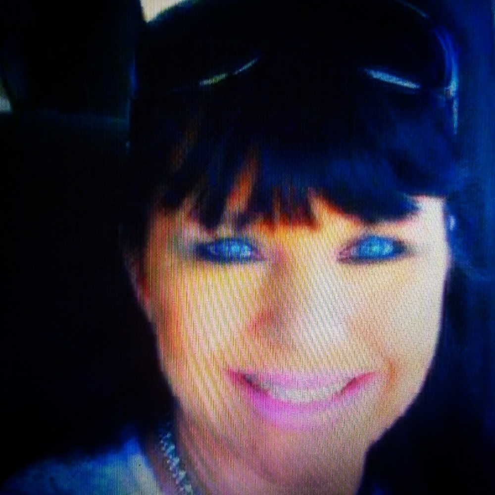 Meet your Posher, Gena